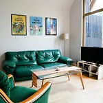 Maison Rimbaud - D'architectes Classe 4 Etoiles Vakantiehuis *