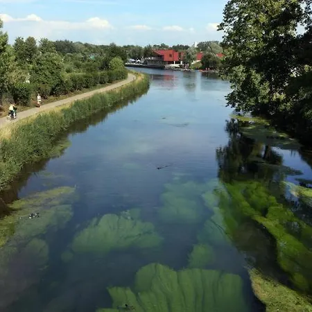 Ecolodge D'Architectes Classe 4 Etoiles - Maison Rimbaud * Saint-Laurent-Blangy